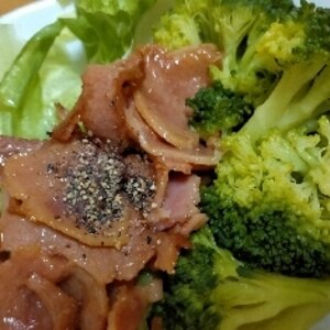 焼き豚☆ブロッコリーのレタスサラダ☆